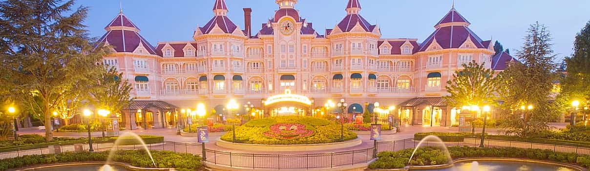 Photo 1 Disneyland Private Transfer from Charles de Gaule Airport