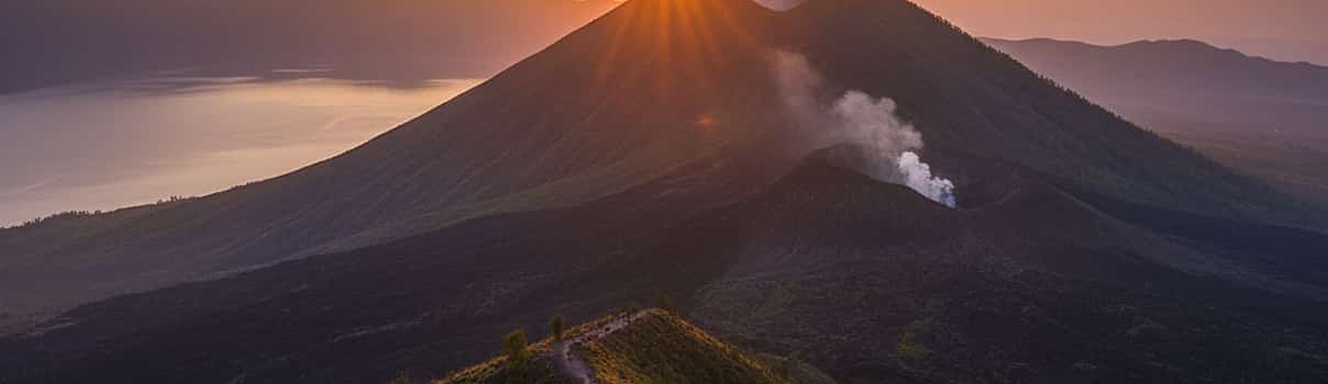 Photo 1 Mount Batur Sunrise with Breakfast and Guided Trekking