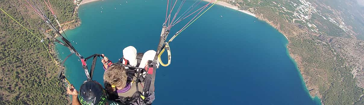 Foto 1 Manuel Antonio Skydiving Tour