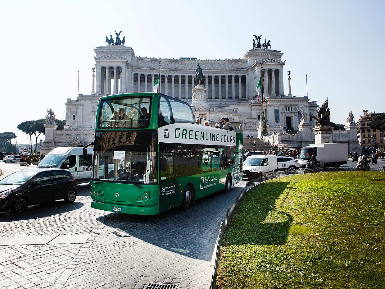 Hop-on Hop-off Panoramic Rome Bus Tour Daily Ticket, photo 2