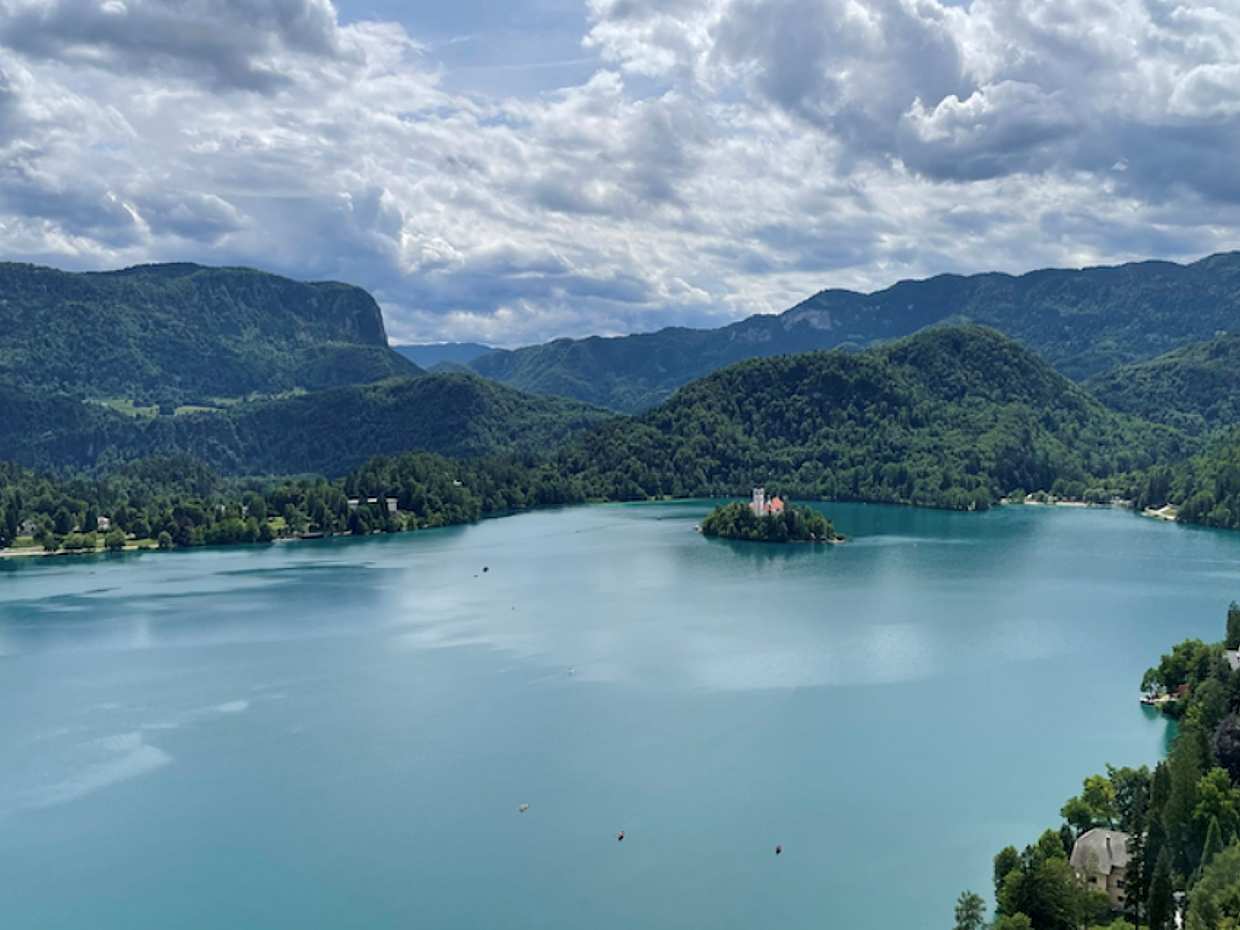 Excursión en grupo reducido a Liubliana y el lago Bled