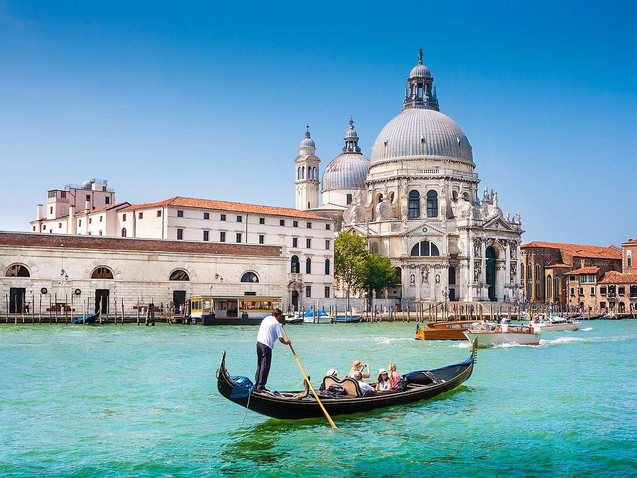 Encantador paseo en góndola por el Gran Canal