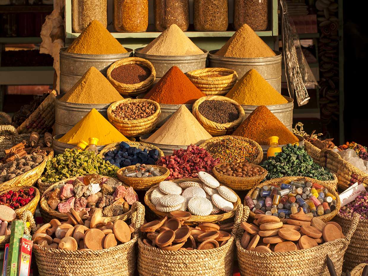 La tournée des boutiques colorées de Marrakech