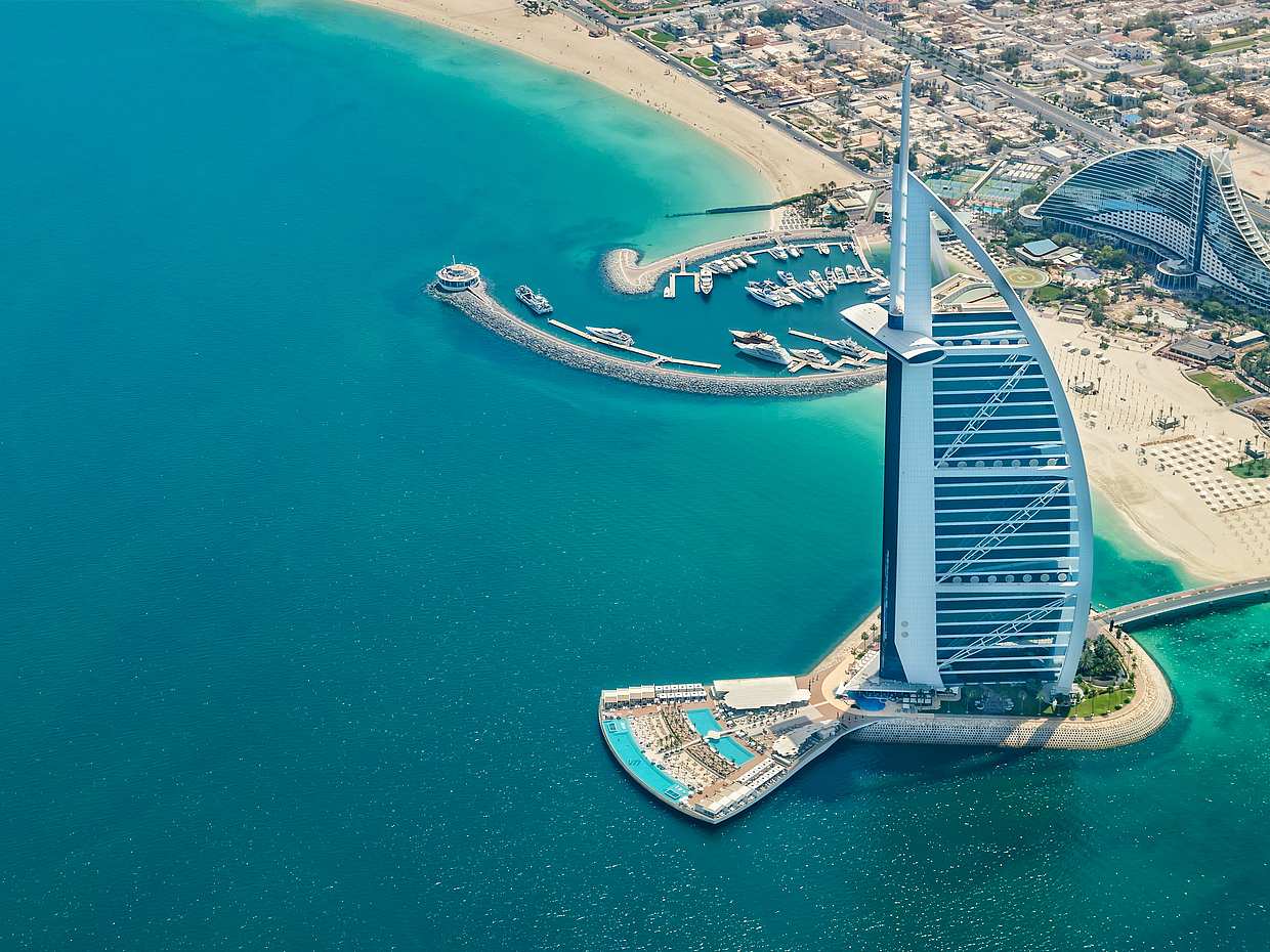Helicóptero Academia de Policía Helipuerto Tour Privado en Dubai, Emiratos Árabes Unidos