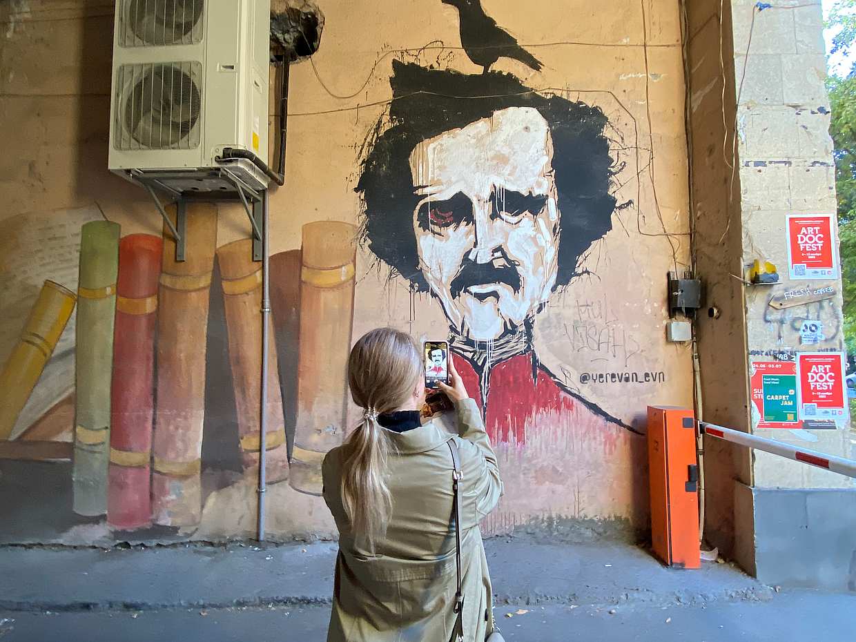 Индивидуальный тур: Самые знаковые звёзды Ереванского Street Art