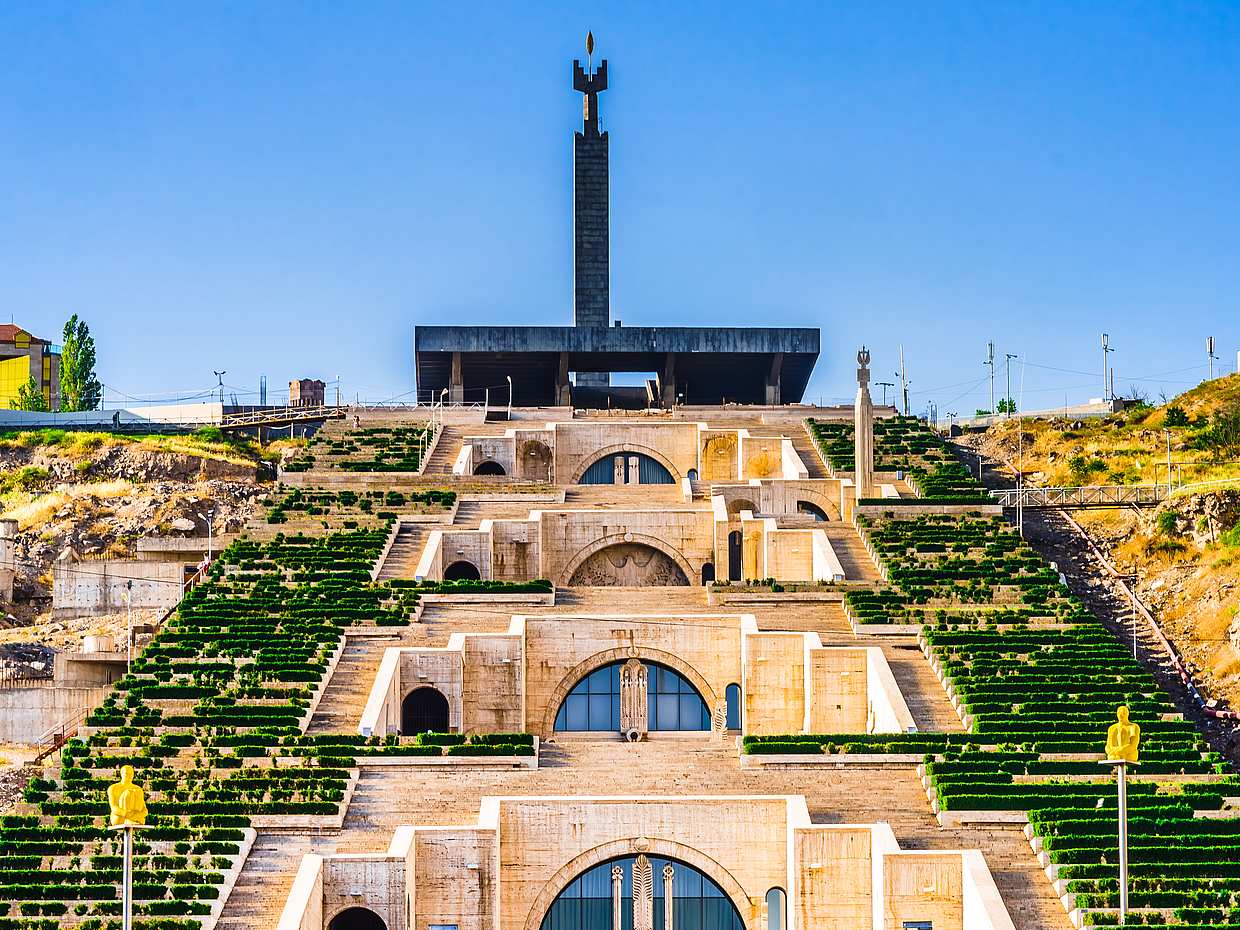 Private Tour in Yerevan with Lavash Baking Masterclass in Armenia