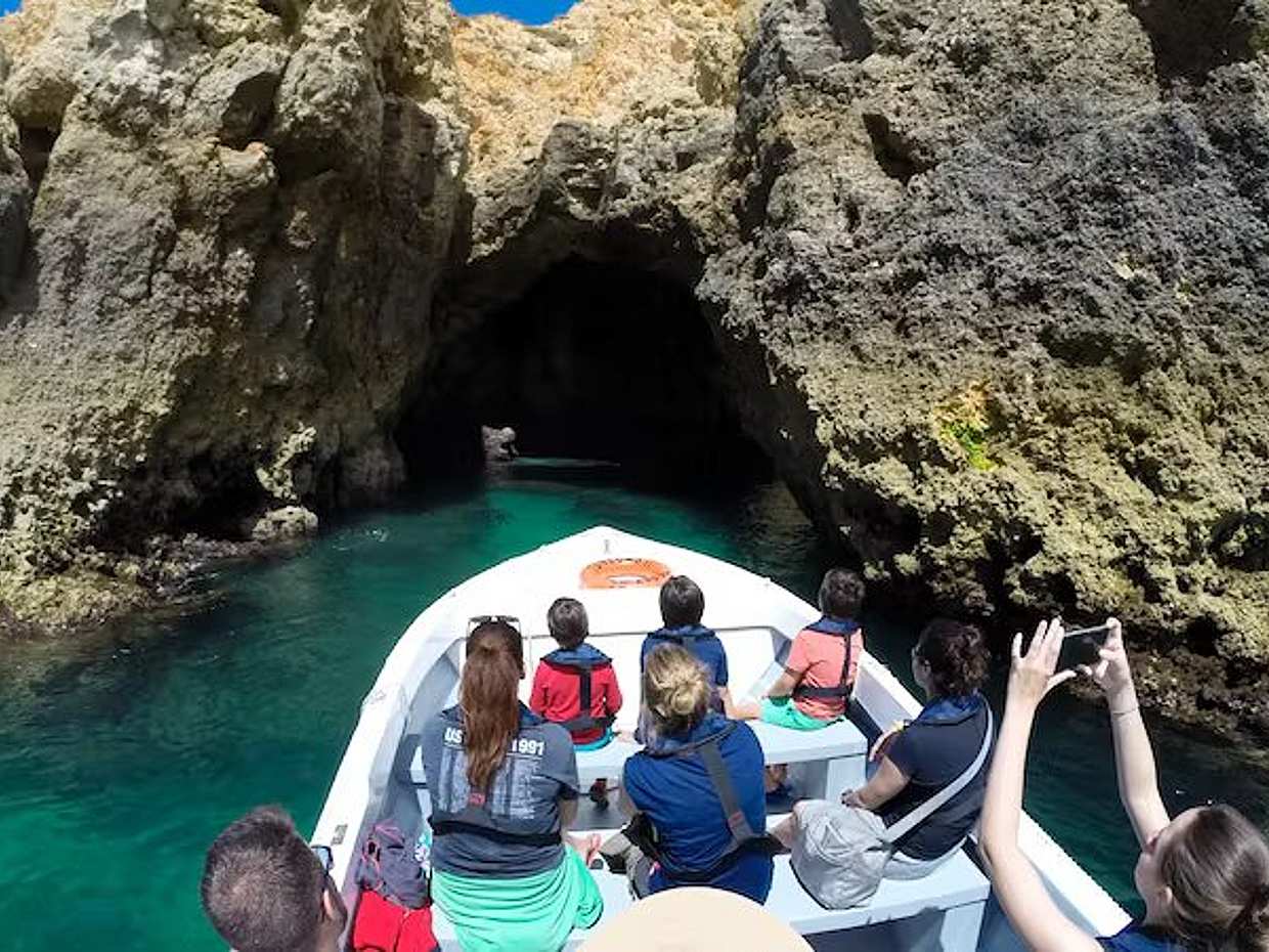 Ponta da Piedade 2 saatlik Tekne Gezisi, photo 5