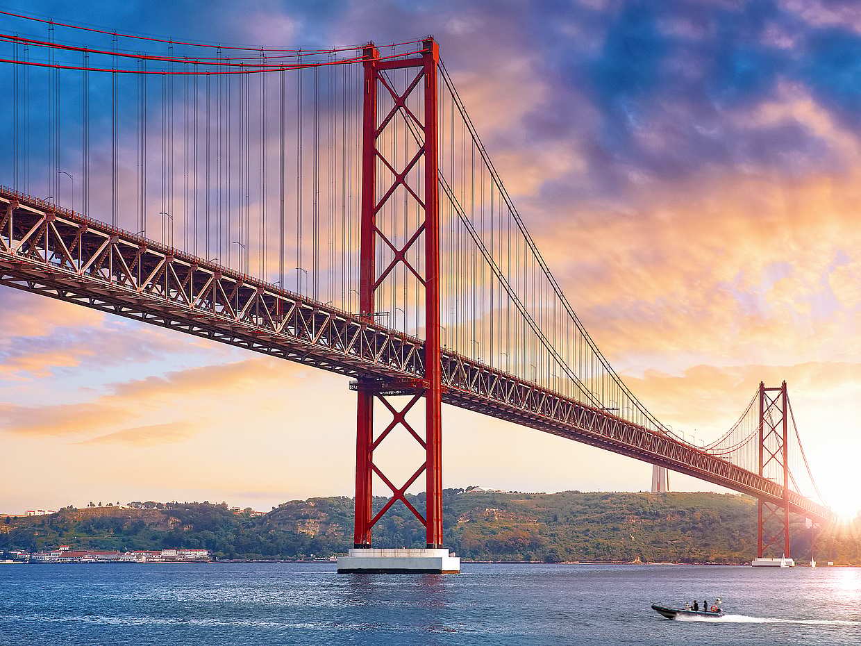 Day Sailing Tour on the Tagus River in Lisbon, Portugal, photo 3