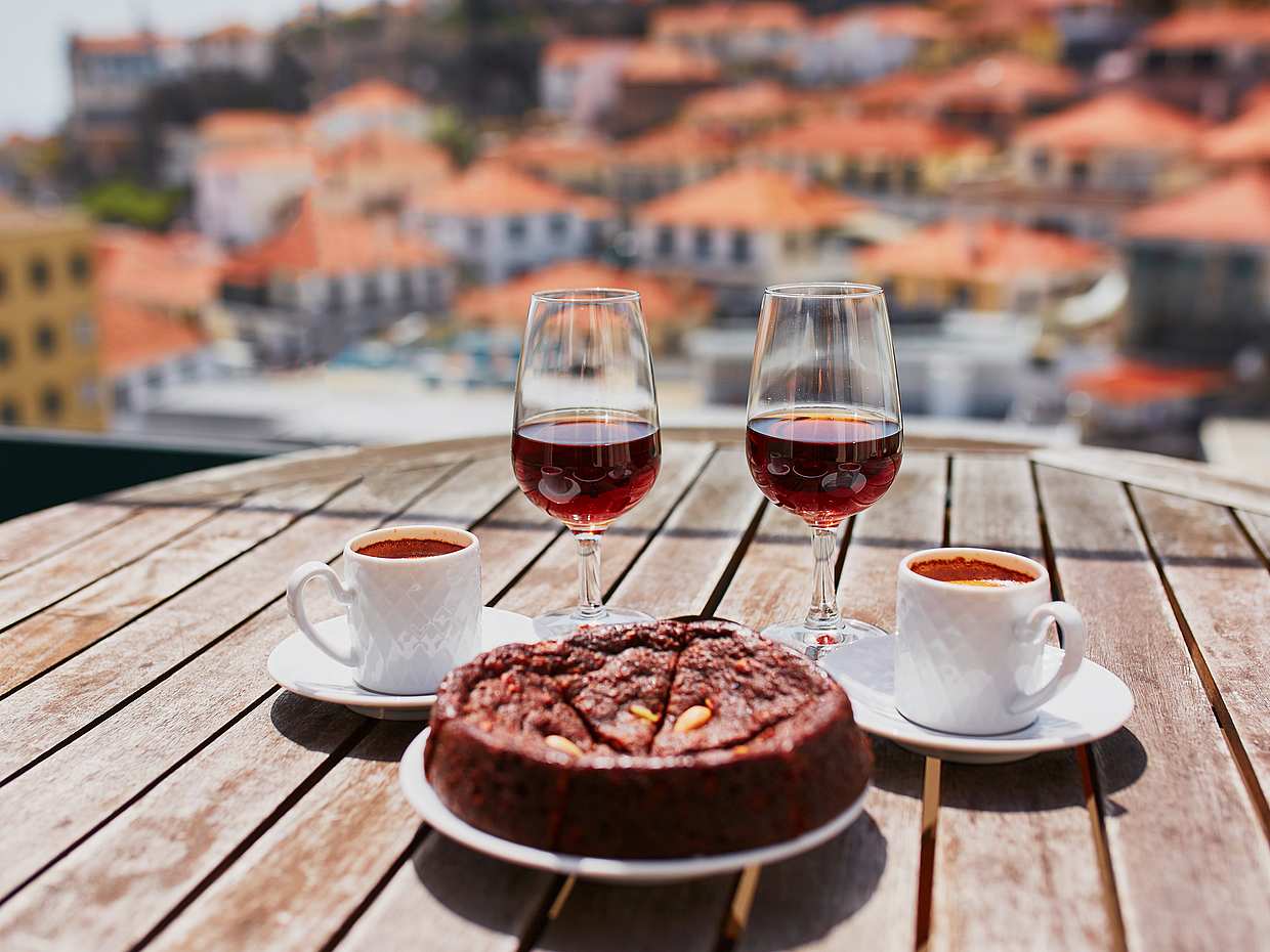 For Couples: Food and Cultural Tour in Madeira