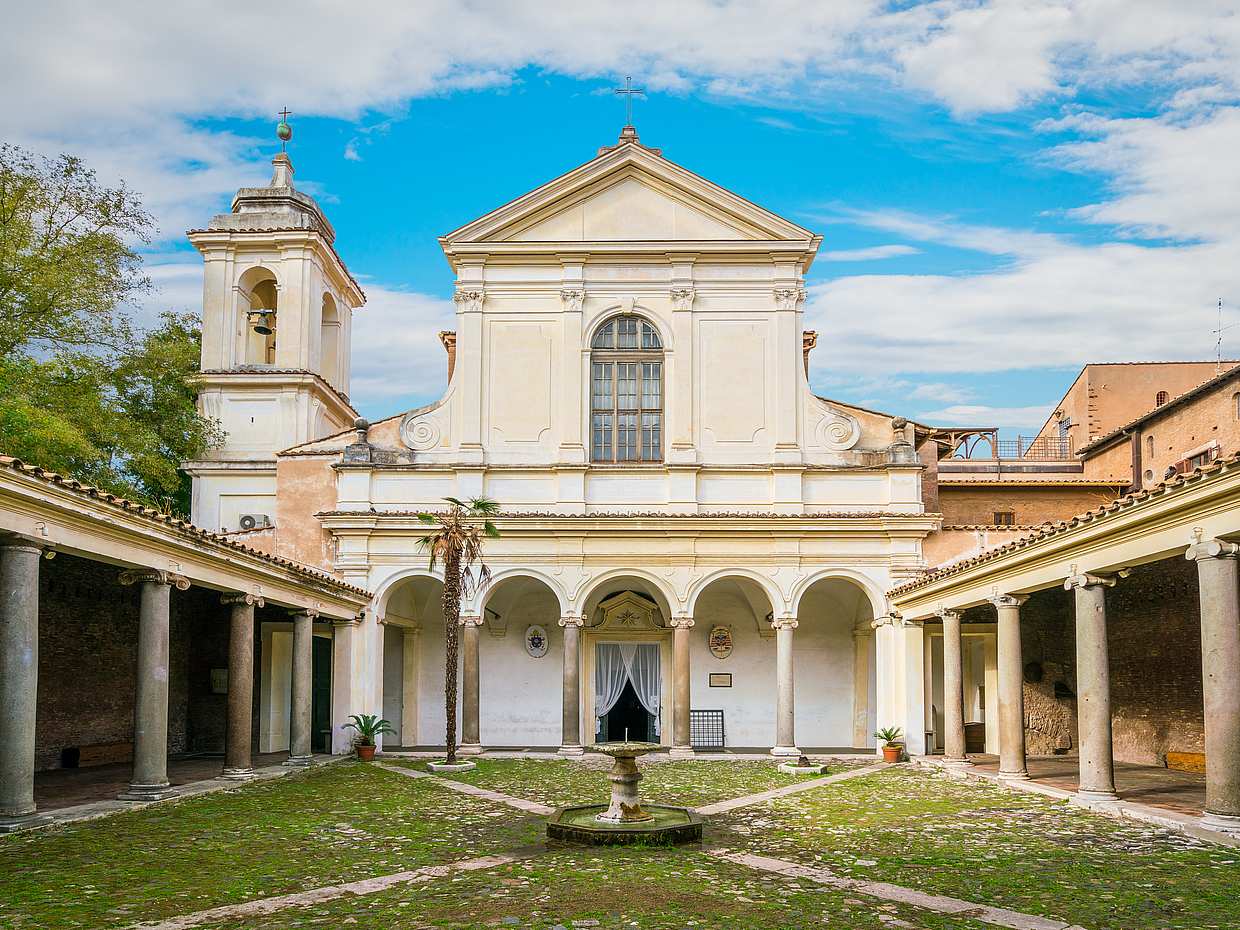 San Clemente Underground and Basilica Tour in Rome, Italy