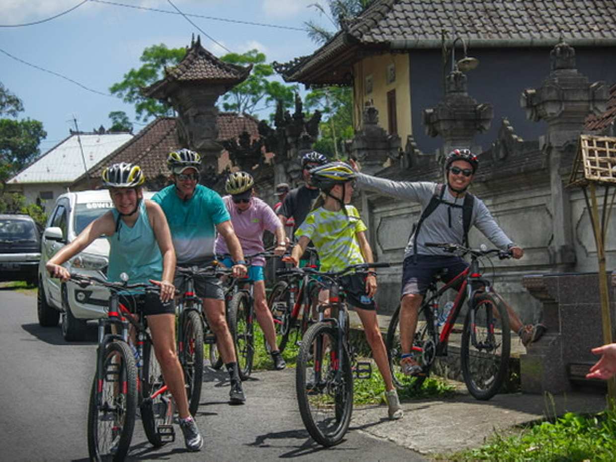 Cicloturismo en Ubud, Indonesia