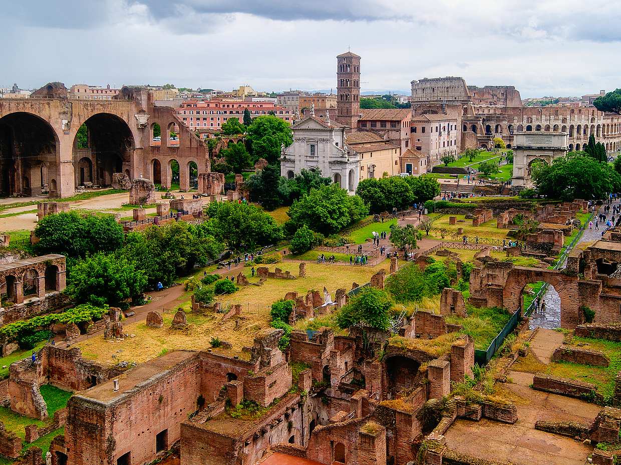 Semi Private Tour and Skip the Line: Colosseum and Ancient Rome, photo 2