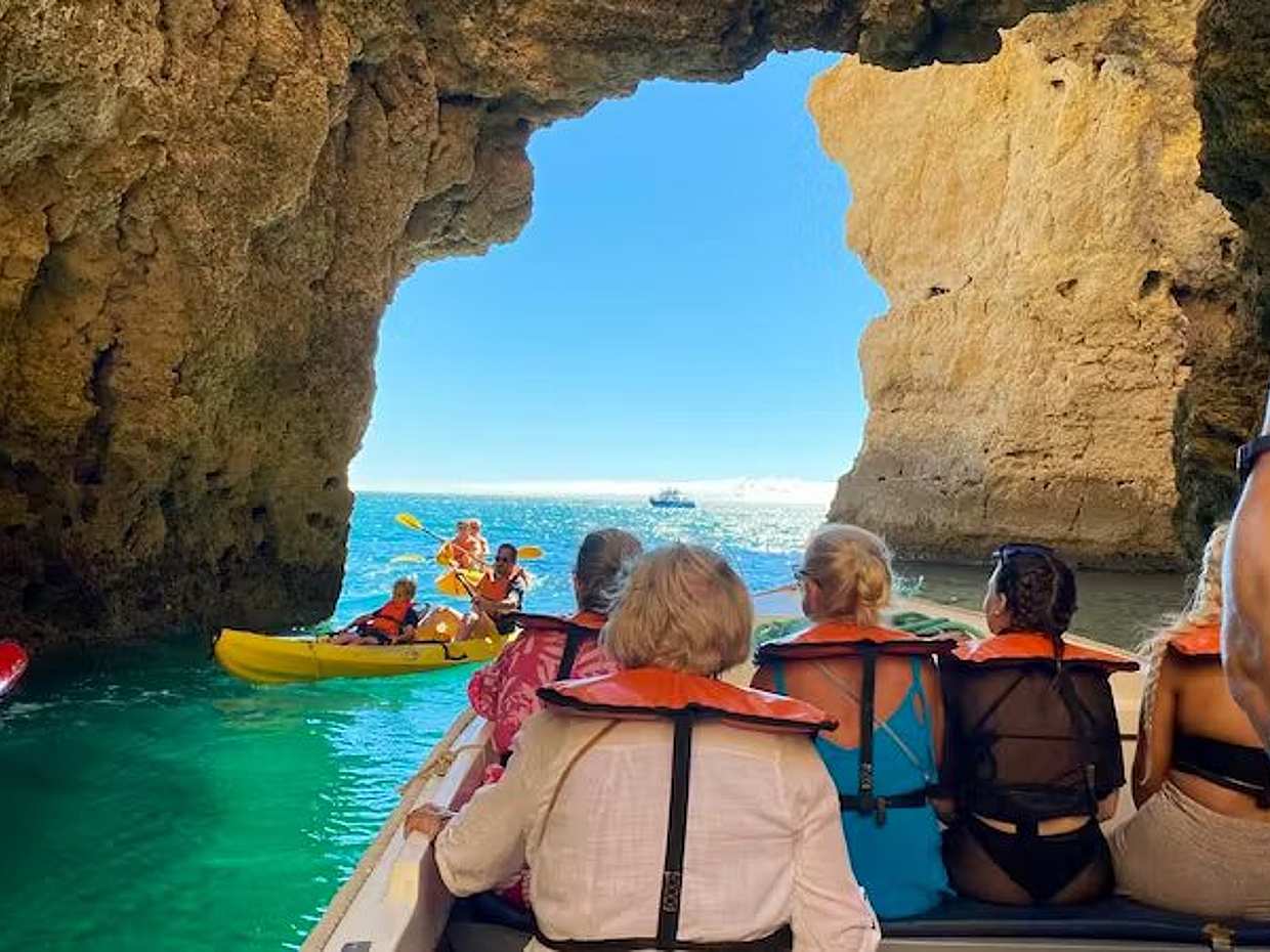 Ponta da Piedade 2 saatlik Tekne Gezisi, photo 4