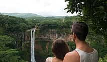 Foto 4 Excursión de día completo al Oeste: Chamarel y cata de ron