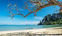 Foto 3 Krabi: Hong Island with Snorkeling and Swimming by Longtail Boat