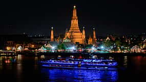 Foto 1 Bangkok Grand Pearl Luxus-Dinner-Kreuzfahrt mit Live-Musik und Show