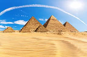 Photo 1 Giza Pyramids, Egyptian Museum, Khan el-Khalili bazaar Full-day Tour from Hurghada