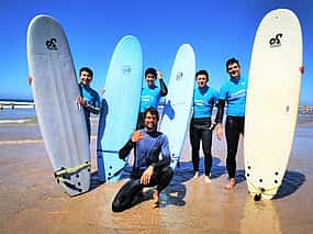 Foto 1 Clases de surf en grupo