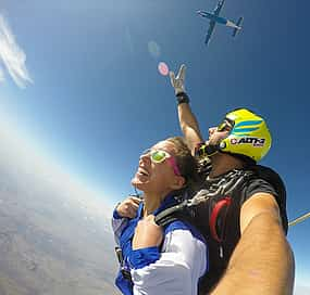 Photo 1 Skydive Tandem Jump