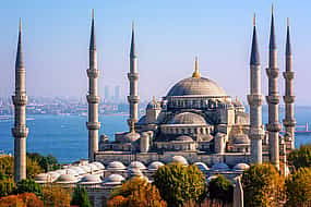 Photo 1 4-hour Private City Tour by Car