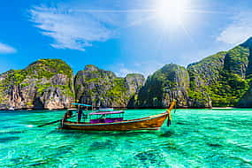 Foto 1 Krabi: Hong Island with Snorkeling and Swimming by Longtail Boat