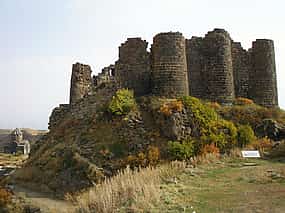 Foto 1 Halbtägige Ashtarak und Amberd Private Tour