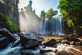 Foto 1 Phnom Kulen Wasserfall 1000 Lingas Fluss Ganztagestour