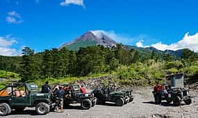 Foto 1 Borobudur-Tempel und Merapi-Lava-Jeep-Tour