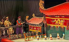 Foto 1 Vietnamesische Wasserpuppenshow am Abend mit Abendessen