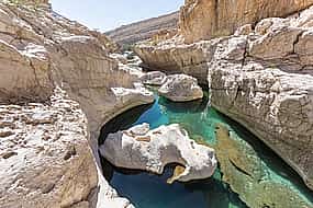 صورة 1 Wadi Shab and Bimmah Sinkhole. Group Tour