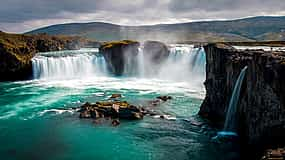 Foto 1 Excursión de un día al Lago Mývatn y la Cascada de Godafoss. Grupo reducido