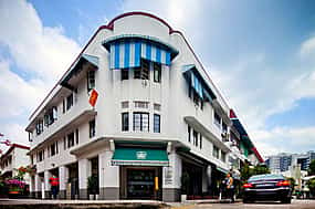 Photo 1 Tiong Bahru Art Deco Treasures Evening Walking Tour