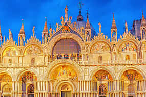 Photo 1 Saint Mark's Basilica Tour