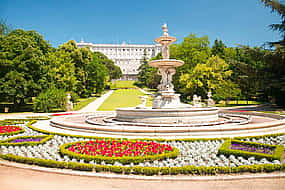 Foto 1 Escapada por la tarde: Palacio Real, Paseo por la Ciudad y Espectáculo Flamenco