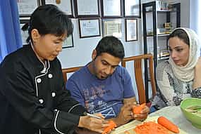 Foto 1 Full-day Professional Thai Fruit and Vegetable Carving Class