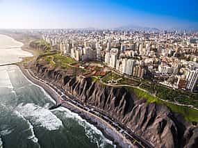 Foto 1 Visita clásica de medio día a pie por la ciudad de Lima