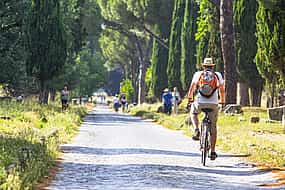 Foto 1 Visite en e-bike de l'Appian Underground Adventure