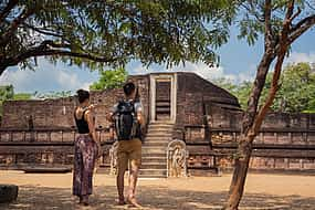 Foto 1 Für Paare: Erkunden Sie die Ruinen von Polonnaruwa von Kandy aus