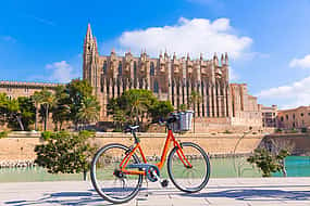 Foto 1 Altstadt von Palma und Tapas-Radtour