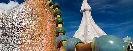 Photo 2 Gaudí and Barcelona Legends Walking Tour