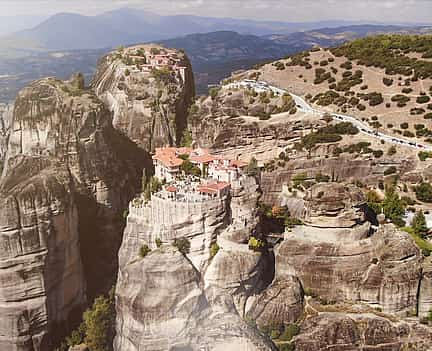 Foto 2 Excursión de día completo de Corfú a Meteora