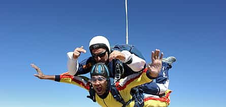 Фото 2 Tandem Skydive the Palm Dubai Dropzone