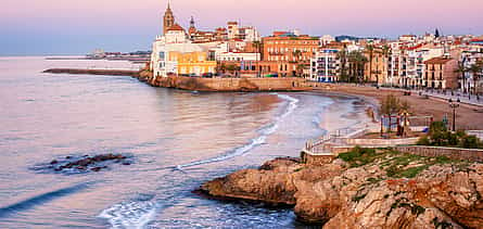 Foto 2 Visita guiada de un día a las bodegas Jean Leon, Montserrat y Sitges desde Barcelona