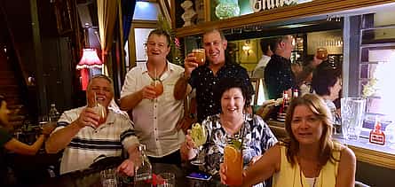 照片 2 Wine & Spirits Tasting & Night Walk in Athens