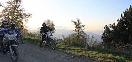 Φωτογραφία 2 4-day Motobike Tour