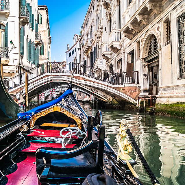 Venice Private Walking Tour with Gondola Ride