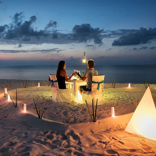 8-Day Ceylon Valentine Tour with Romantic Candle Light Dinner