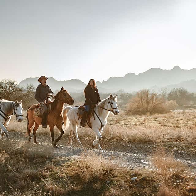 Excursión de 2 días a caballo por el Parque Nacional de Vashlovani