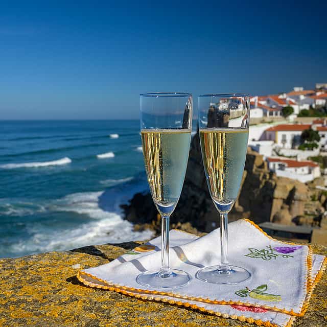 Romantic Sunset Tour to Cabo da Roca with Sparkling Wine