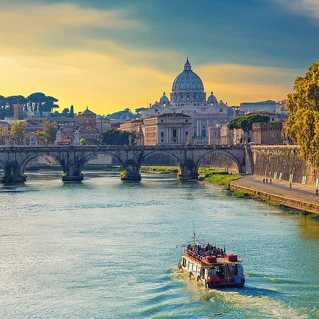 Wine and Aperitif Cruise